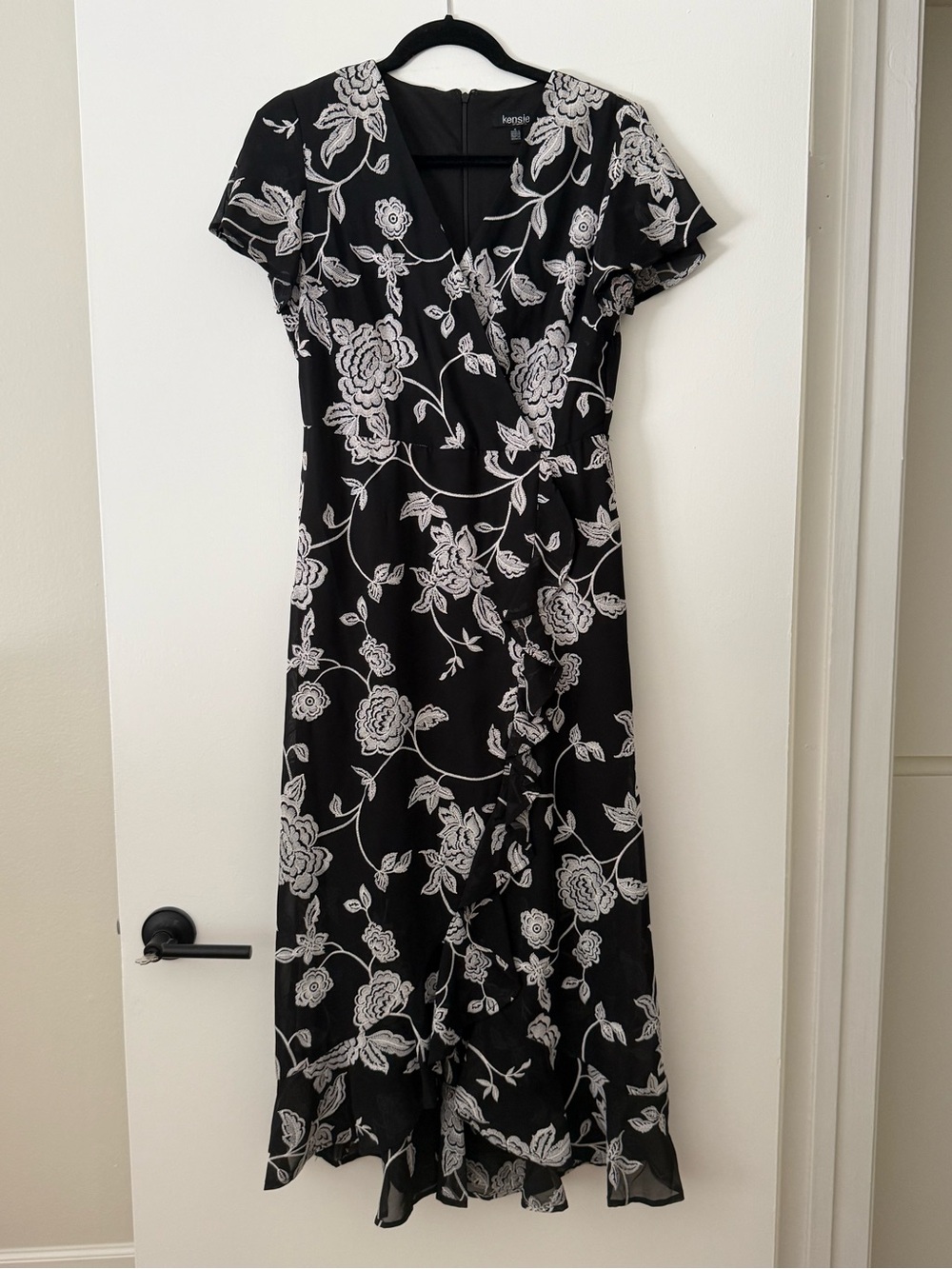 Kensie Black & White Floral Wrap-Style Midi Dress